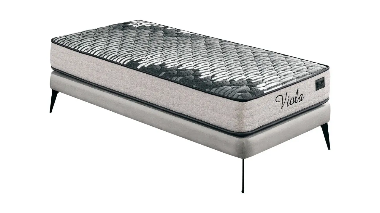 Lekeli ve Kirlenmiş Yatak Nasıl Temizlenir