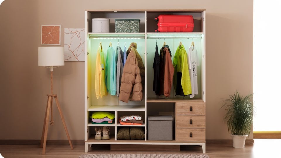 Poli 4 Kapaklı Dolap